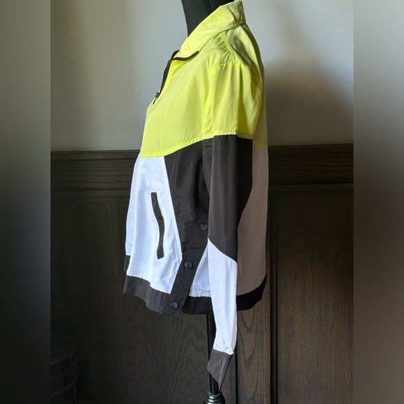 MTA sport windbreaker jacket size large - Picture 3 of 6